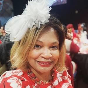 Meet your Posher, Sonya